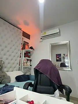 ZarahEvans online show from 02-09-26, 11:58