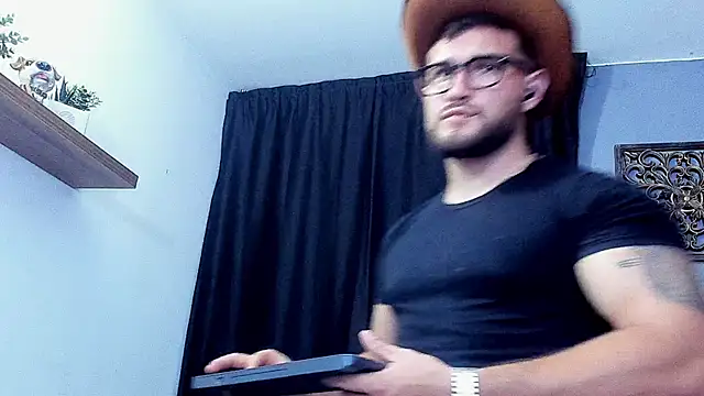 AndrewDiaz online show from 04-26-26, 12:41