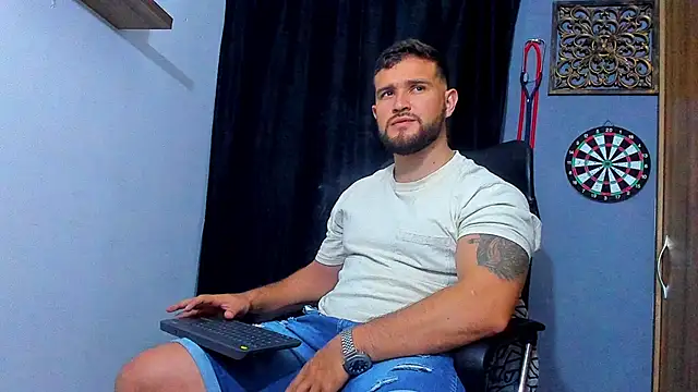 AndrewDiaz online show from 04-22-26, 05:58