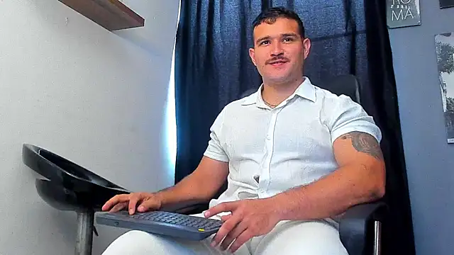 AndrewDiaz online show from 07-12-26, 09:37