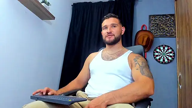 AndrewDiaz online show from 04-07-26, 06:37