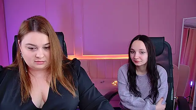 KimberlyMaran online show from 12-20-25, 03:15