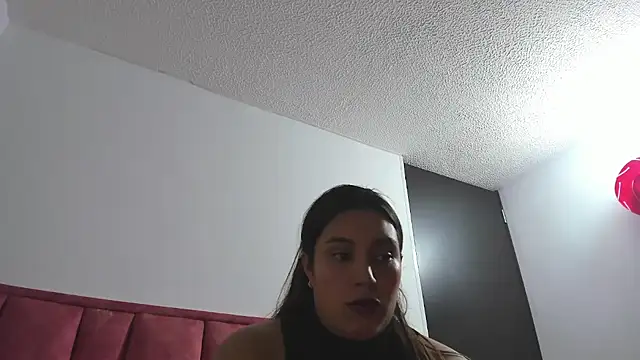 Snapshot of elana_kepler chatting on 06-02-26, 12:10 elana kepler online show from 06-02-26, 12:10