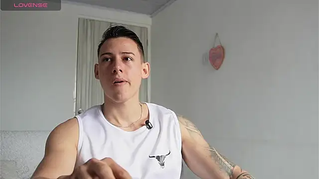 Muscle King Cum online show from 04-28-26, 01:15