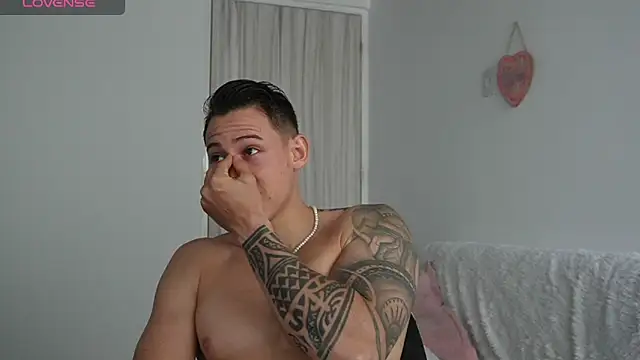 Muscle King Cum online show from 05-25-26, 01:54