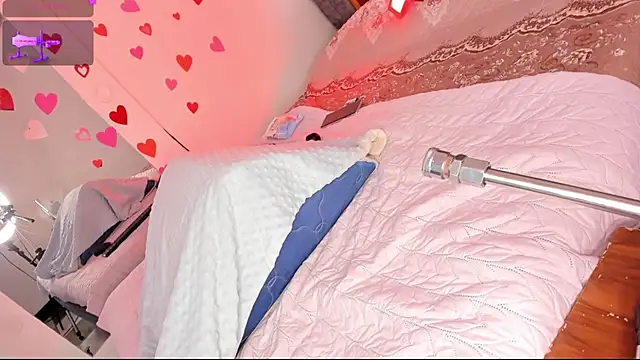 Hilary Smile  online show from 11-10-25, 08:14