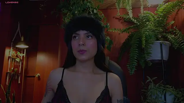 Yeriawaddell  online show from 04-08-26, 01:18