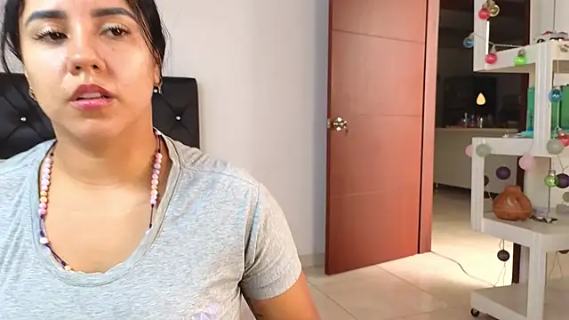 tatiana big ass boobs online show from 12-17-25, 04:56