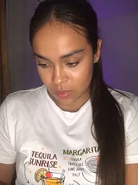 JuanaSimons online show from 11-05-25, 01:52