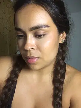 JuanaSimons online show from 01-06-26, 12:36