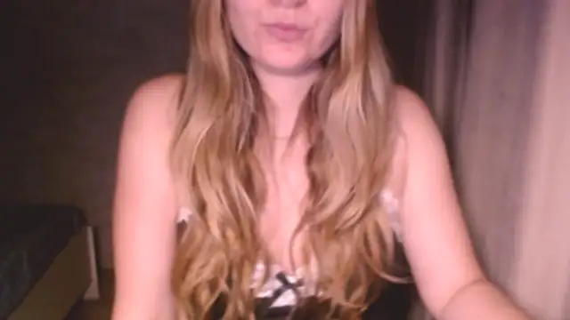 Snapshot of fiona_cute_2 chatting on 09-21-25, 07:41 fiona cute 2 online show from 09-21-25, 07:41