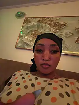 Snapshot of Candiey001 chatting on 07-06-26, 07:05 Candiey001 online show from 07-06-26, 07:05