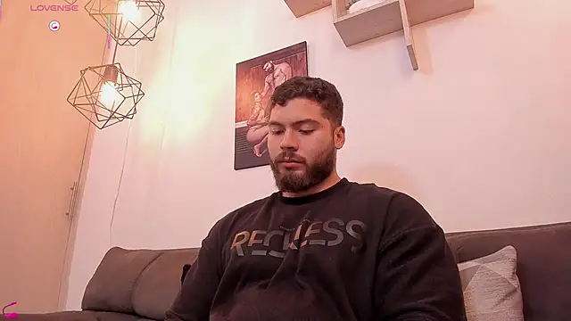 SebastianVilla  online show from 09-15-25, 11:05