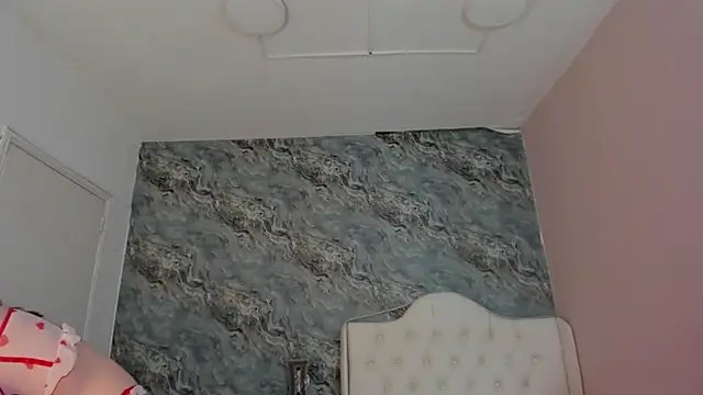 CAMILLEN PETTID online show from 03-19-25, 01:43