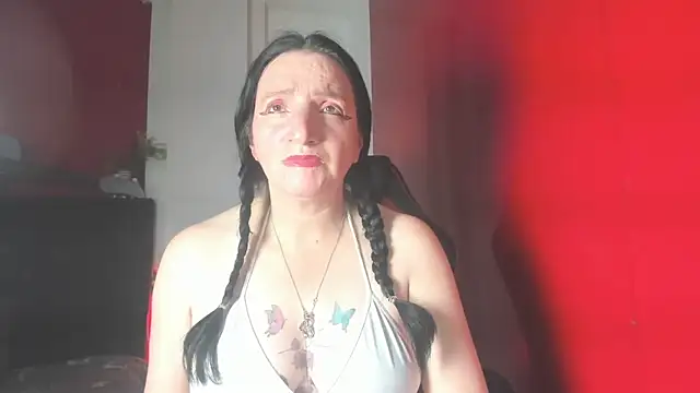 Snapshot of Andrefoxx_ chatting on 09-20-25, 03:11 Andrefoxx online show from 09-20-25, 03:11