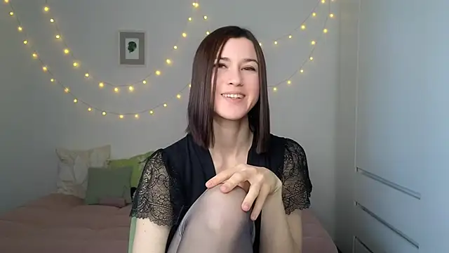 Snapshot of AliciaNewell chatting on 05-27-26, 07:27 AliciaNewell online show from 05-27-26, 07:27