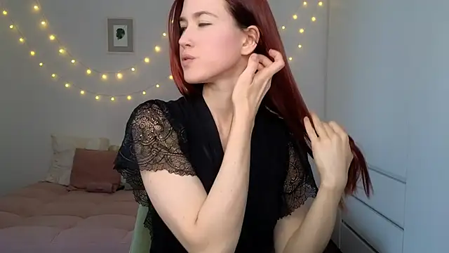 Snapshot of AliciaNewell chatting on 04-28-26, 08:19 AliciaNewell online show from 04-28-26, 08:19