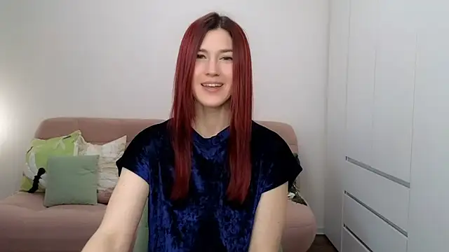 AliciaNewell online show from 11-04-25, 09:02