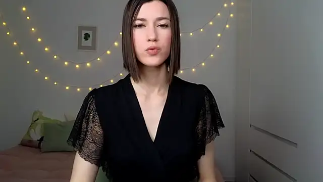 AliciaNewell online show from 07-10-26, 05:07