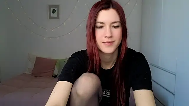 AliciaNewell online show from 03-17-26, 05:43