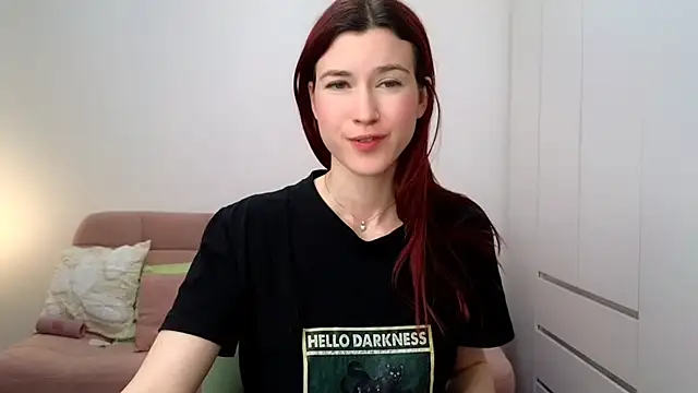 AliciaNewell online show from 11-21-25, 03:44