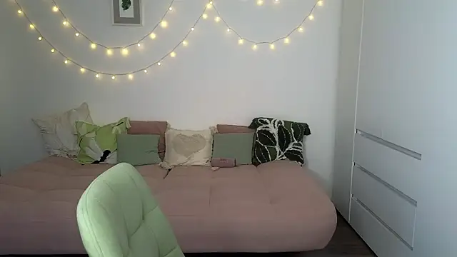 AliciaNewell online show from 03-05-26, 02:46