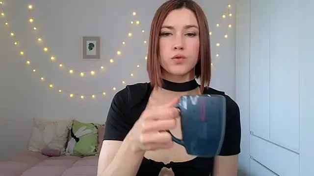 AliciaNewell online show from 06-30-26, 04:56