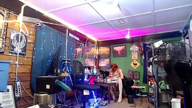 Brooke-lynn online show from 01-17-25, 01:25