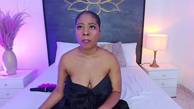 AlisonTravis online show from 07-26-26, 03:57
