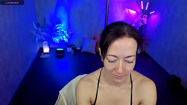Snapshot of kimberlyray777 chatting on 05-18-26, 06:07 kimberlyray777 online show from 05-18-26, 06:07