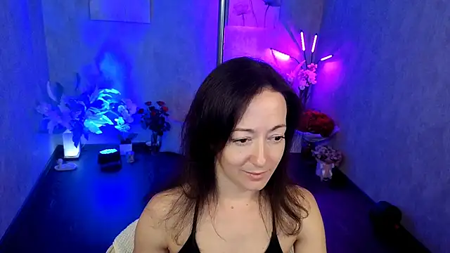 Snapshot of kimberlyray777 chatting on 06-07-26, 02:44 kimberlyray777 online show from 06-07-26, 02:44