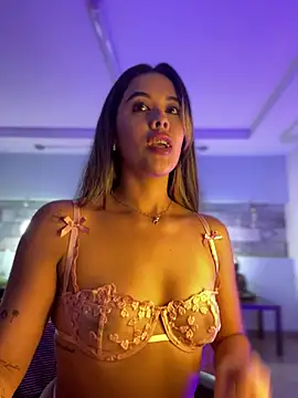 Emilia Bakerr online show from 01-22-25, 09:32