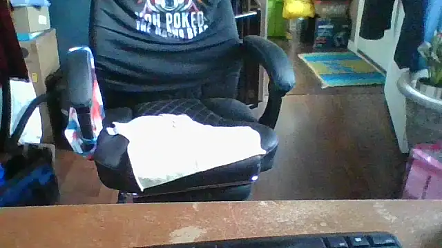 Daremeknot online show from 04-13-26, 01:59