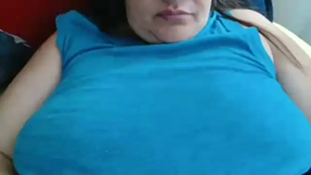 Snapshot of Lucinka1 chatting on 03-28-26, 08:04 Lucinka1 online show from 03-28-26, 08:04