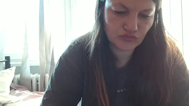 Snapshot of Lucinka1 chatting on 05-19-26, 07:15 Lucinka1 online show from 05-19-26, 07:15