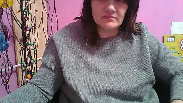 Lucinka1 online show from 03-17-25, 06:11