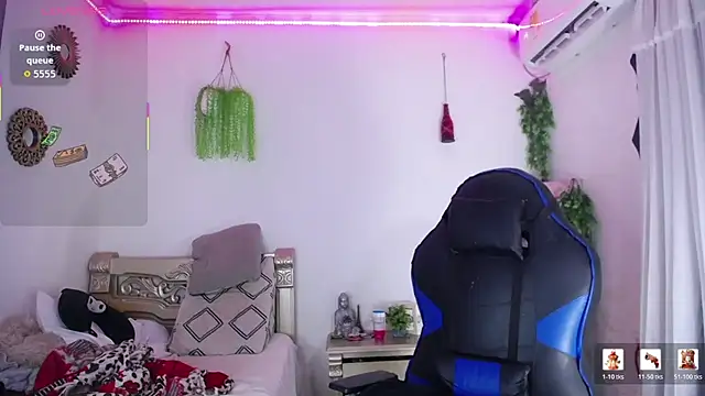 huge armound online show from 02-04-26, 10:38