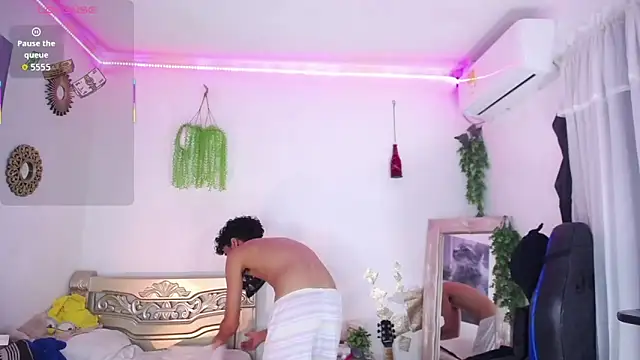 huge armound online show from 02-13-26, 06:35