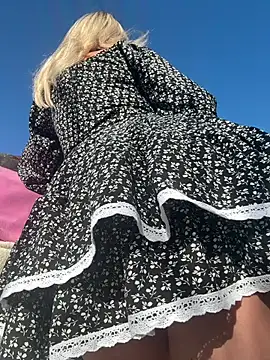 Marina- online show from 04-05-26, 01:18