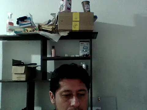 Snapshot of simpatico1000 chatting on 10-17-25, 05:00 simpatico1000 online show from 10-17-25, 05:00