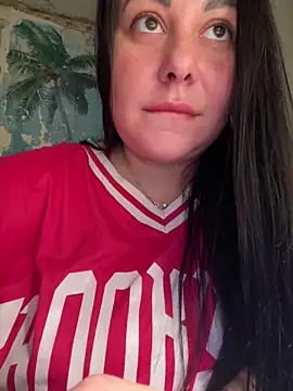 DaisyStreet online show from 11-23-25, 11:04