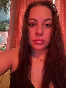 Snapshot of DaisyStreet chatting on 07-28-26, 05:48 DaisyStreet online show from 07-28-26, 05:48