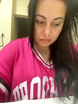 DaisyStreet online show from 10-24-25, 08:57