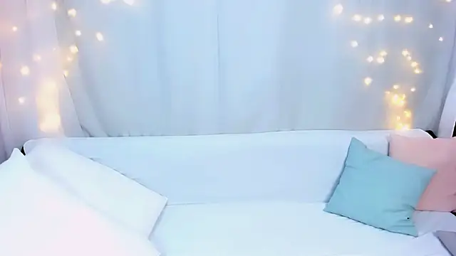 Lily Daviss online show from 03-16-26, 02:41