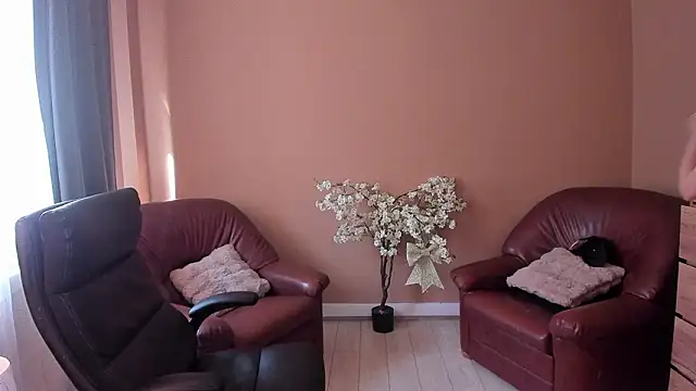 KaylaLaine online show from 03-07-26, 07:15