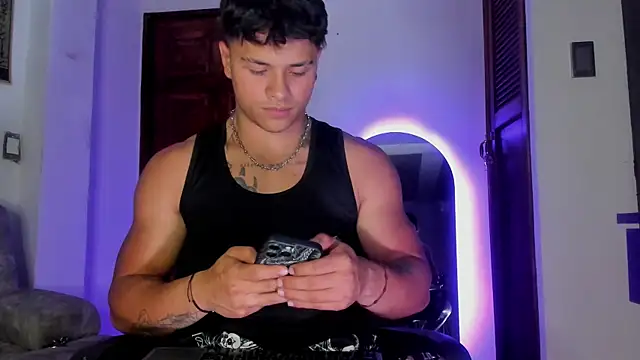 Dominic Biker   online show from 06-26-26, 04:07