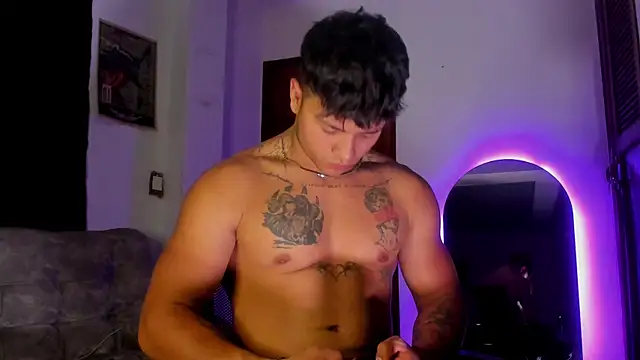 Dominic Biker   online show from 06-16-26, 04:12