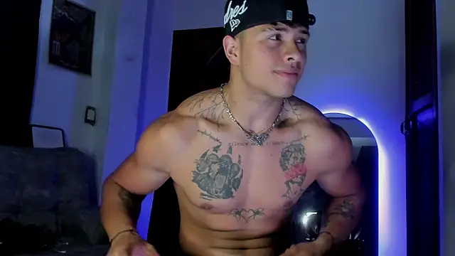 Dominic Biker   online show from 06-30-26, 03:28