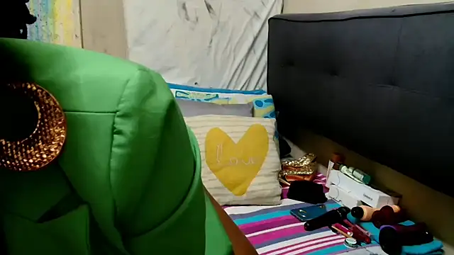 Brunettedevon33 online show from 09-20-25, 12:10