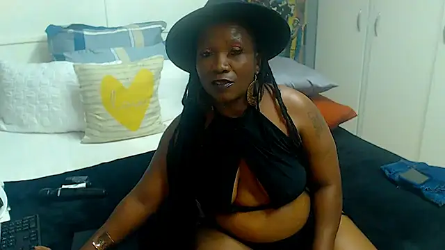 Brunettedevon33 online show from 05-10-26, 06:43